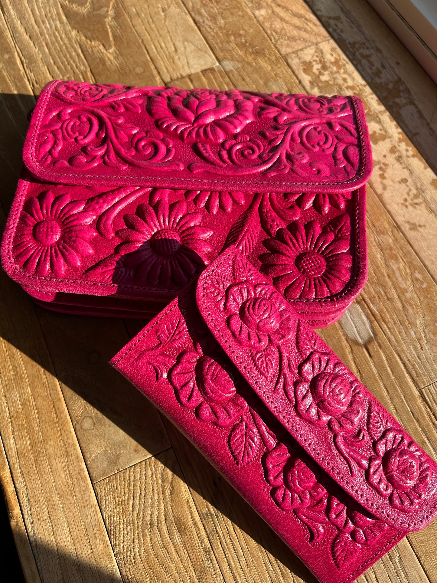 Kalli HandBag & Wallet - Rosa Mexicano