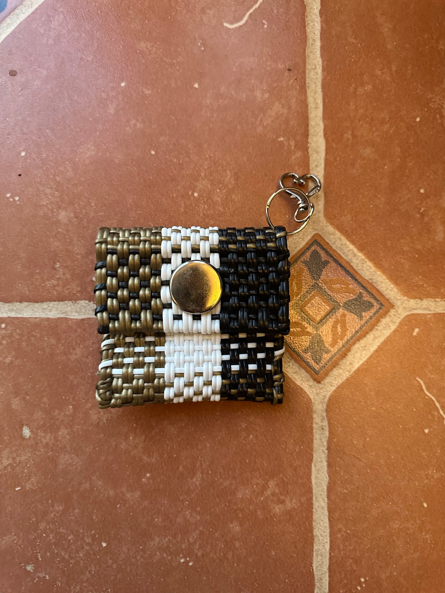 Mini Monedero Plastic - Black Gold White
