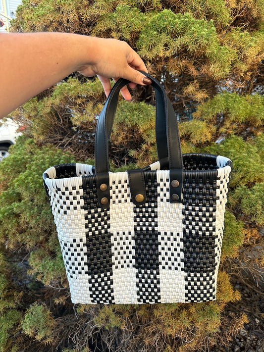 Lulu Bolsa de Plastico- Black & White